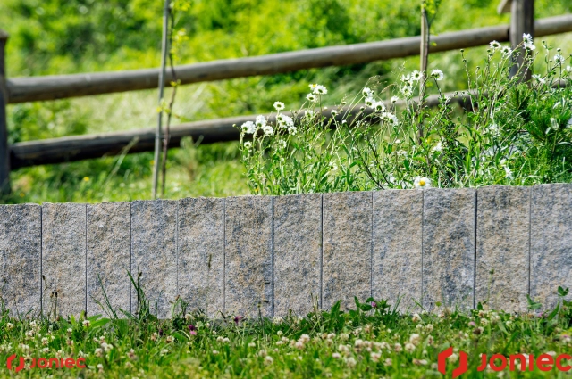 Palisády STONE